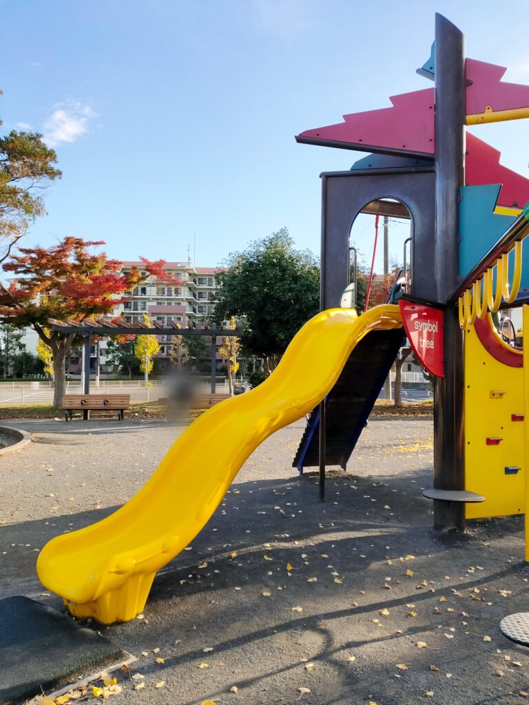 辰巳中央公園　遊具